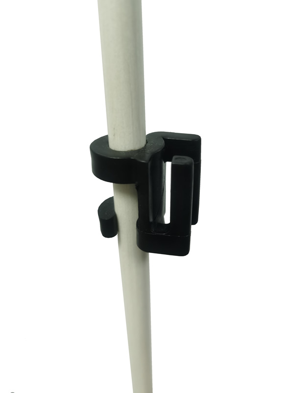 Clip-On Insulator For Rod Post